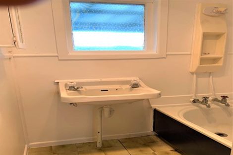 Photo of property in 38 Saint Andrews Drive, Tokoroa, 3420