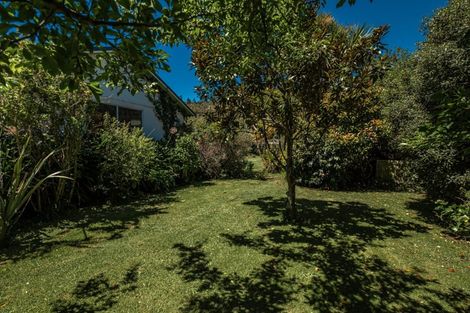 Photo of property in 6 Main Rd Ngakawau, Ngakawau, 7824