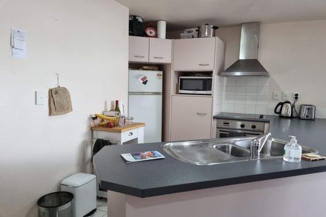 Photo of property in Grandstand Apartments, 12/80 Kent Terrace, Mount Victoria, Wellington, 6011