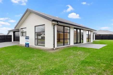 Photo of property in 16 Koura Drive, Rangiora, 7400