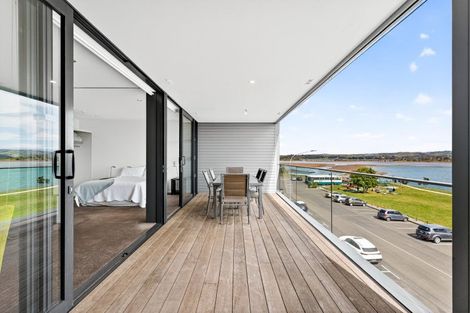 Photo of property in 407/7 Humber Street, Pandora, Napier, 4110