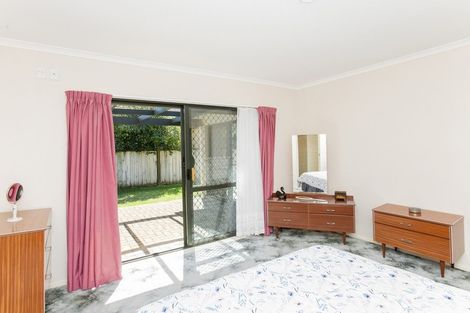 Photo of property in 1 Coulston Place, Riverdale, Gisborne, 4010