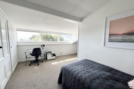 Photo of property in 36 Rangatira Road, Birkenhead, Auckland, 0626