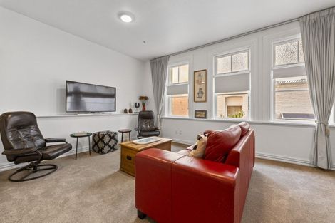Photo of property in 12/31 Dowling Street, Dunedin Central, Dunedin, 9016