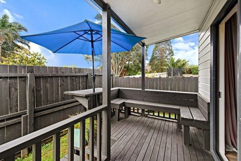 Photo of property in 3a Vela Place, Clarks Beach, 2122