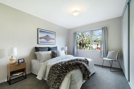 Photo of property in 2/26 Kohekohe Street, New Lynn, Auckland, 0600