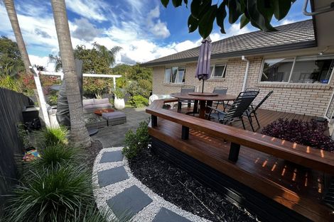 Photo of property in 55 The Glade South, Pukekohe, 2120