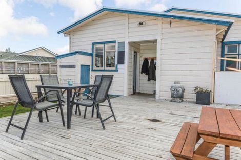 Photo of property in 22 King Street, Dannevirke, 4930