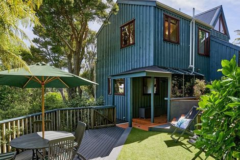 Photo of property in 80 Cluny Road, Plimmerton, Porirua, 5026