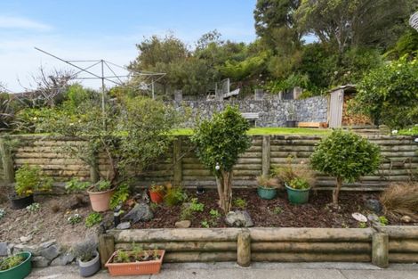 Photo of property in 21 Cleland Crescent, Naenae, Lower Hutt, 5011