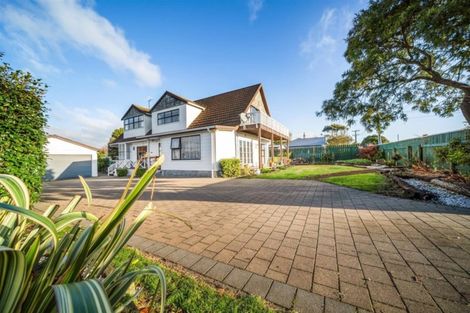 Photo of property in 16 Douglas Street, Hawera, 4610