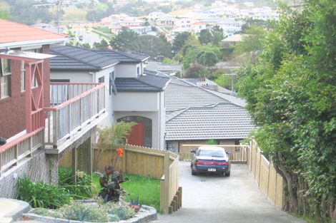 Photo of property in 1/890 East Coast Road, Northcross, Auckland, 0630