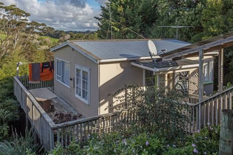 Photo of property in 519 Whangaparaoa Road, Stanmore Bay, Whangaparaoa, 0932