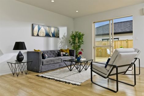 Photo of property in 58 Schoolside Road, Kumeu, 0810