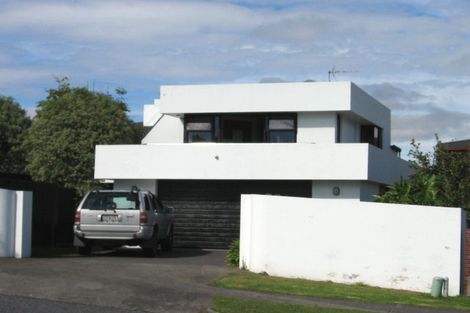 Photo of property in 48 Loloma Drive, Half Moon Bay, Auckland, 2012
