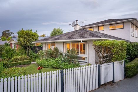 Photo of property in 1/19 Raxworthy Street, Ilam, Christchurch, 8041