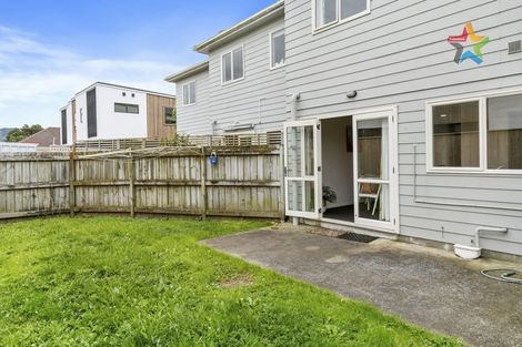 Photo of property in 3/8 Waldie Grove, Avalon, Lower Hutt, 5011