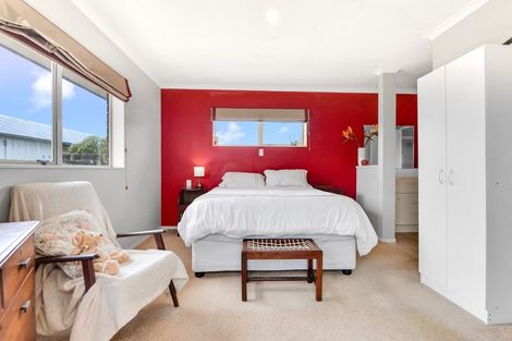 Photo of property in 45 Diomede Glade, Flagstaff, Hamilton, 3210