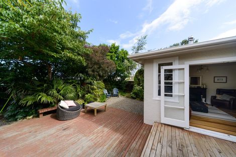 Photo of property in 2 Ascot Street, Hokowhitu, Palmerston North, 4410
