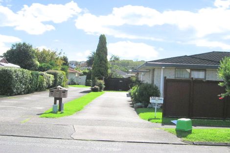 Photo of property in 1/50 Vivian Wilson Drive, Eastern Beach, Auckland, 2012