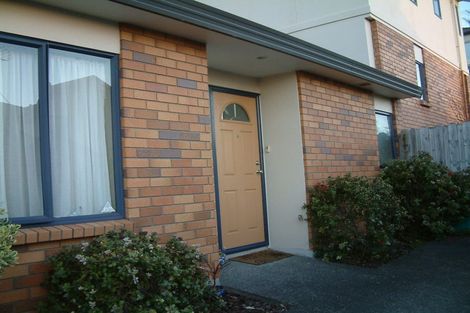 Photo of property in 29 Black Teal Close, Unsworth Heights, Auckland, 0632