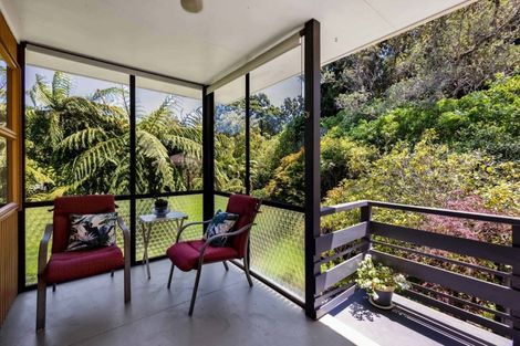 Photo of property in 14 Spencer Place, Merrilands, New Plymouth, 4312