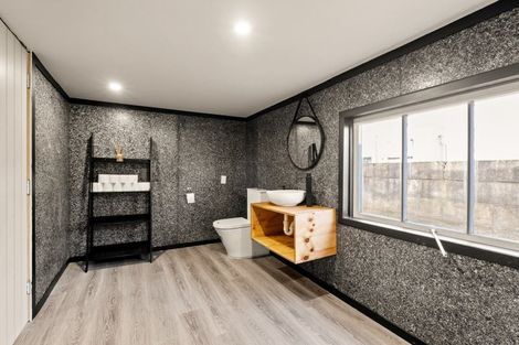 Photo of property in 67 South Road, Blagdon, New Plymouth, 4310