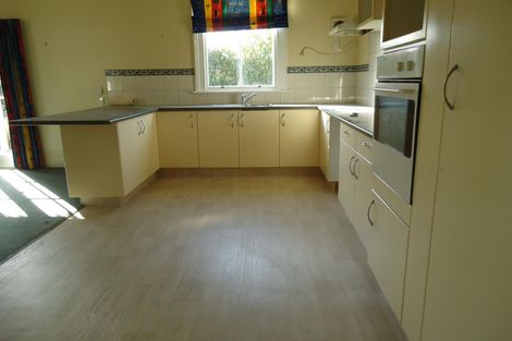 Photo of property in 40 Parsonage Road, Waimate, 7924