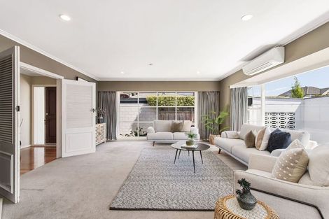 Photo of property in 33 Church Lane, Merivale, Christchurch, 8014