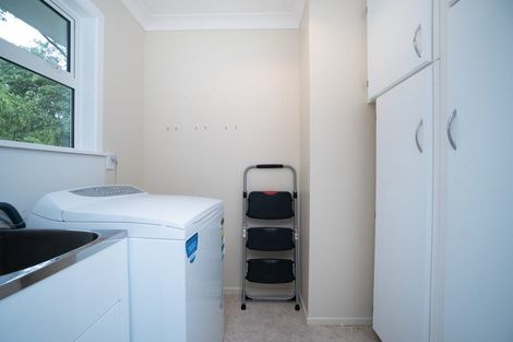 Photo of property in 12 Newcastle Street, Hokowhitu, Palmerston North, 4410