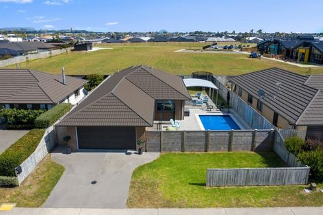 Photo of property in 18 Kamahi Crescent, Papamoa Beach, Papamoa, 3118