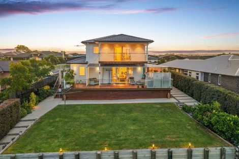 Photo of property in 94 Pohutukawa Parade, Riverhead, 0820