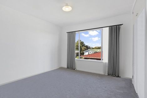 Photo of property in 2/50 Te Kanawa Crescent, Henderson, Auckland, 0610