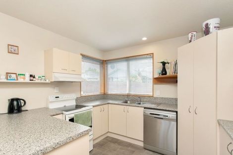 Photo of property in 2/31 Nottingham Avenue, Halswell, Christchurch, 8025