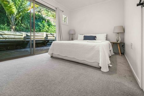 Photo of property in 31 Squirrel Lane, Browns Bay, Auckland, 0630