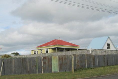 Photo of property in 32 Manga-pirau Street, Waikawa Beach, Manakau, 5573