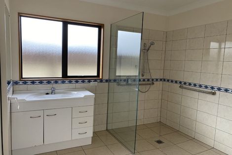 Photo of property in 2b Forward Street, Greenmeadows, Napier, 4112