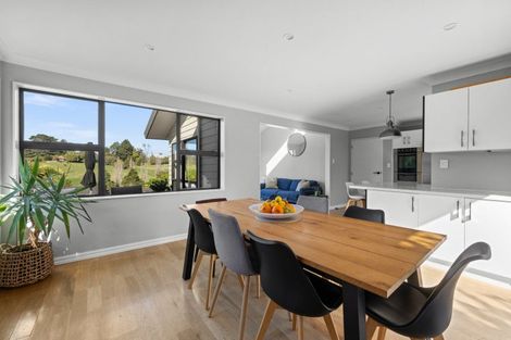 Photo of property in 57 Puflett Road, Havelock North, 4130