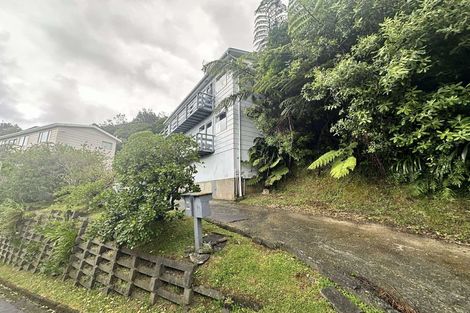 Photo of property in 1/3 Jerome Way, Crofton Downs, Wellington, 6035