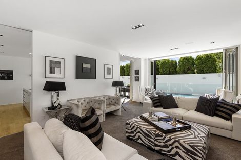 Photo of property in 57 Rossall Street, Merivale, Christchurch, 8014