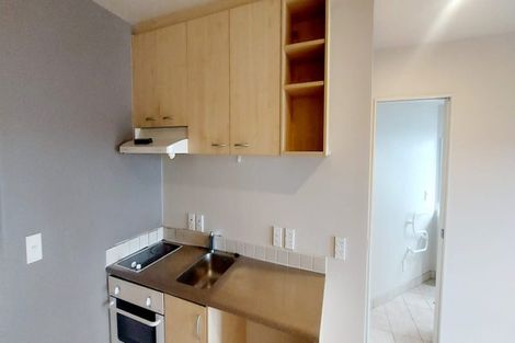 Photo of property in 4m/10 Crown Lynn Place, New Lynn, Auckland, 0600