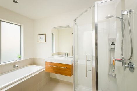 Photo of property in 6 Hadleigh Lane, Westmorland, Christchurch, 8025