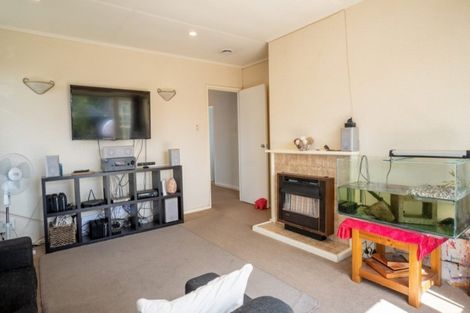 Photo of property in 95 Clyde Crescent, Roslyn, Palmerston North, 4414