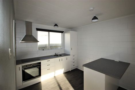 Photo of property in 1a-d Aparima Street, Gore, 9710