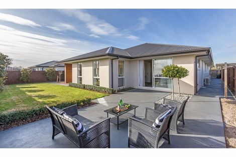 Photo of property in 117 Metehau Street, Marshland, Christchurch, 8083