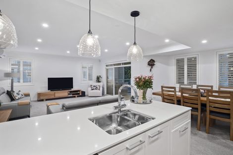 Photo of property in 20 Eaves Bush Parade, Orewa, 0931