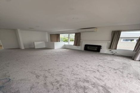 Photo of property in 74 Marlborough Avenue, Glenfield, Auckland, 0629