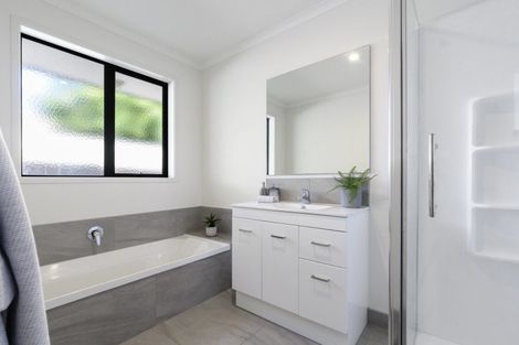 Photo of property in 55 Goodwin Crescent, Pyes Pa, Tauranga, 3112