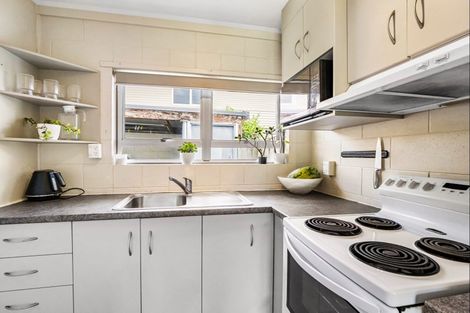 Photo of property in 25 Clyde Street, Mount Maunganui, 3116