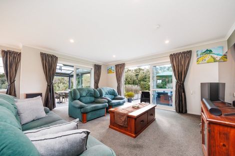 Photo of property in 147 Albert Road, Tokomaru, Palmerston North, 4474